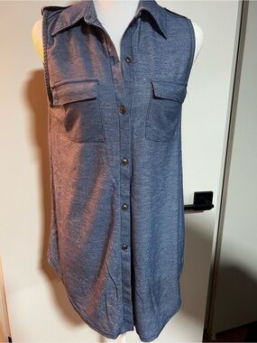 Sleeveless Button-Front Chambray Shirt Blouse - Blue